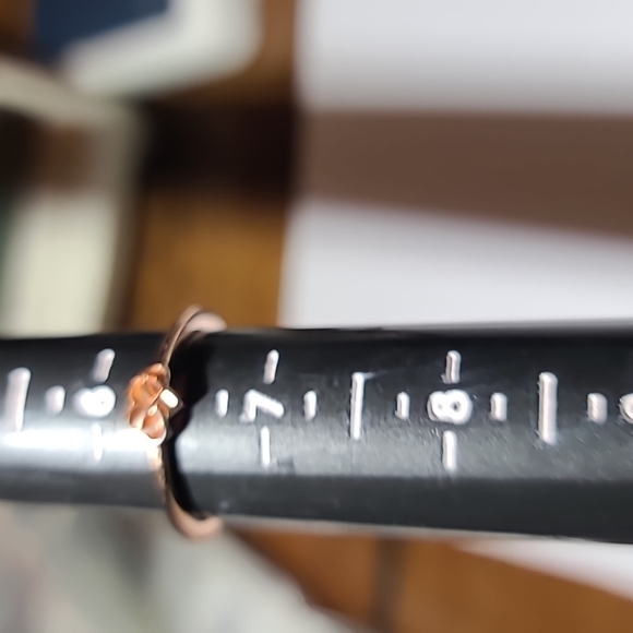 14KT rose gold ring - Picture 8 of 9